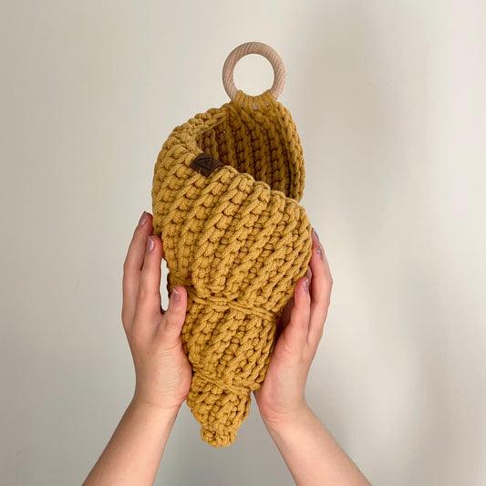 Honey Celerina